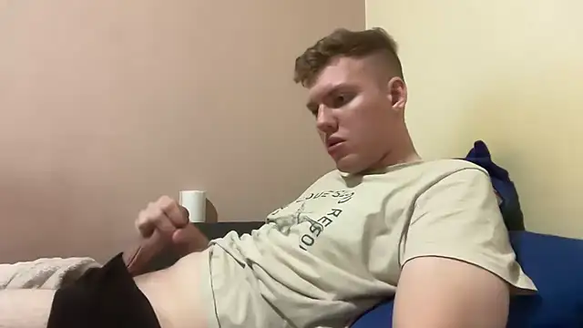 sexybooii6968 stripchat live cam model