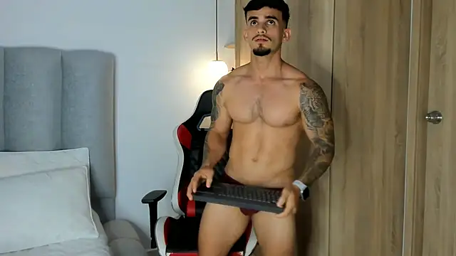 Ricardogo19 stripchat live cam model
