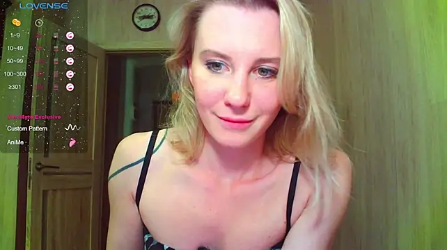 Caramel_piegirl stripchat live cam model