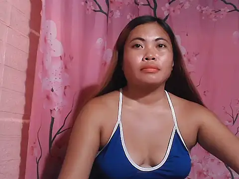 Hot_Samantha4u stripchat live cam model