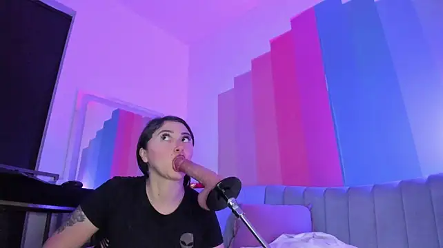 JuliethCruz_ stripchat live cam model