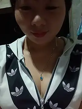 Mun_mun- stripchat live cam model
