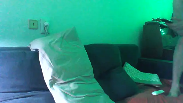 KaelNox stripchat live cam model