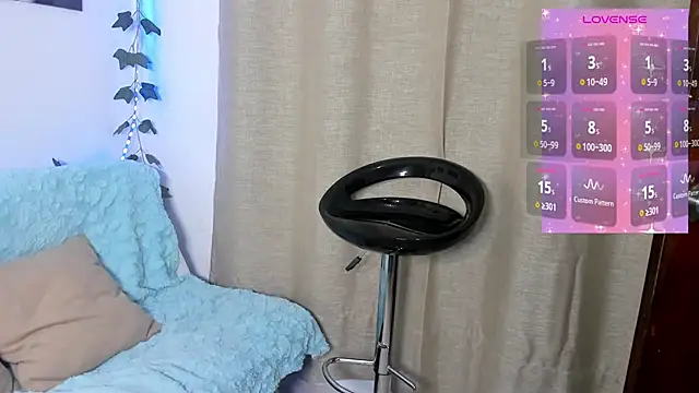 Rebeca_Marchetti stripchat live cam model