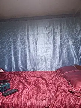 superEva stripchat live cam model