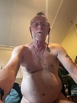 Moonraker64 stripchat live cam model