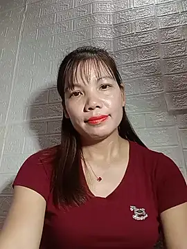 Gee_hot stripchat live cam model
