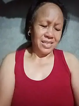 mayhenry stripchat live cam model