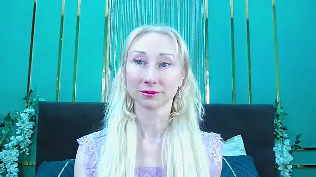 KissDreamm stripchat live cam model