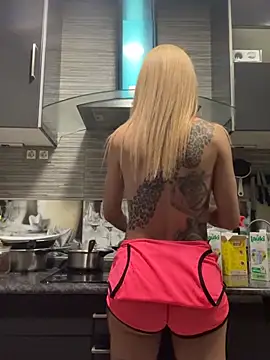 Sofigatita stripchat live cam model