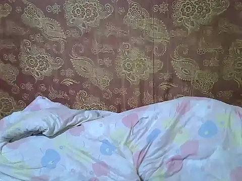 sexy-candie1 stripchat live cam model