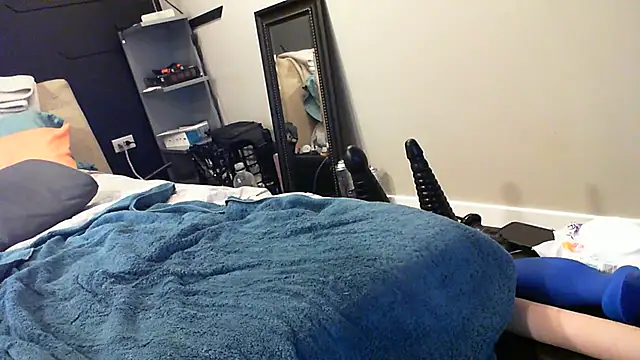 eurodiznee stripchat live cam model