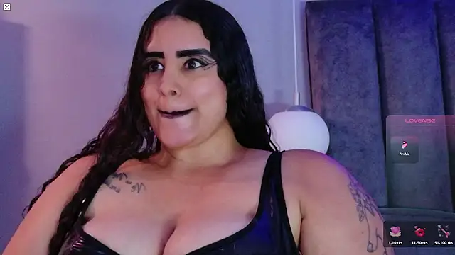MariaGaitan stripchat live cam model