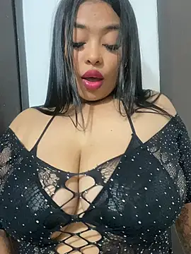 PUSHYLATE stripchat live cam model