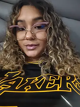 BrendaGirs stripchat live cam model
