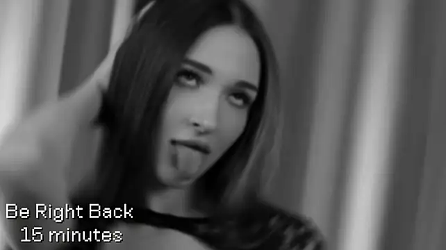 Willoris stripchat live cam model