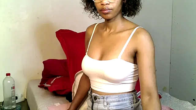 Mabelle_Eveline stripchat live cam model