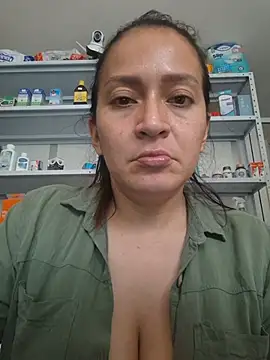 Dr_Edna_naughty stripchat live cam model