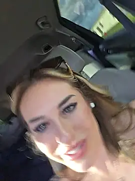 laurenlotus stripchat live cam model