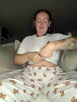 RebelVixenX stripchat live cam model
