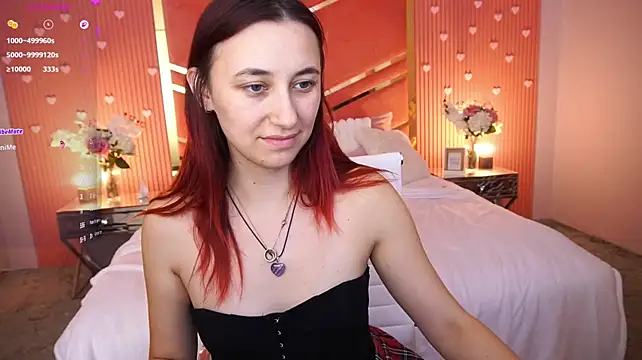 RoxieRay stripchat live cam model