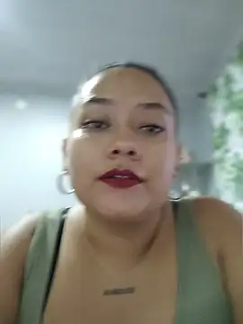Young-Soo stripchat live cam model