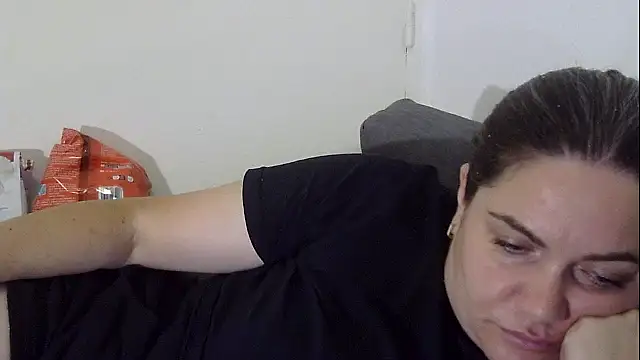 Squirtlady38 stripchat live cam model