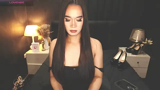 scarletsofiemarie stripchat live cam model