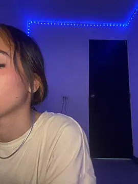 I__alahia stripchat live cam model