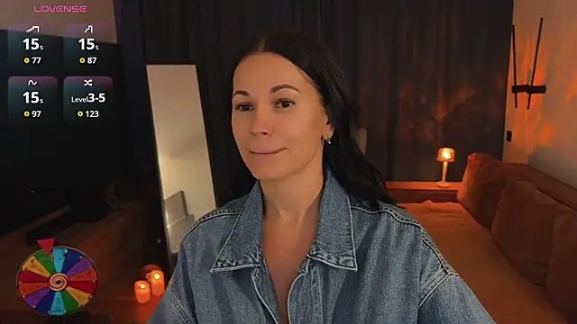 milakuni stripchat live cam model