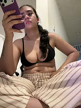 alhaana_ stripchat live cam model