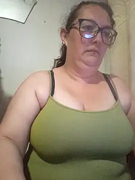 _Saraqueen-- stripchat live cam model