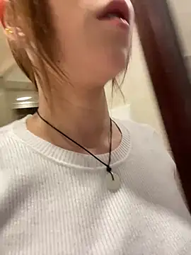 Lizgirls stripchat live cam model
