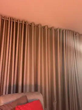 Aliinak stripchat live cam model