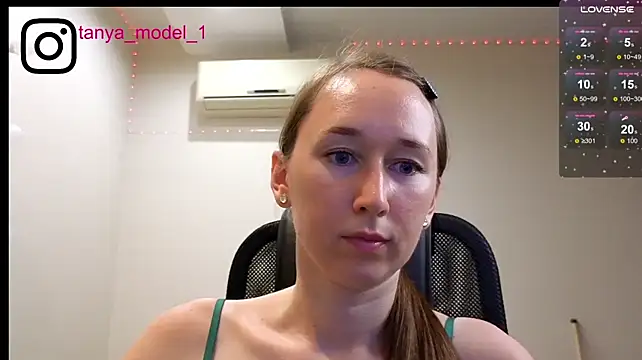 --Model--2 stripchat live cam model