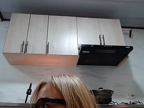 NataliaBonitaBonita stripchat live cam model