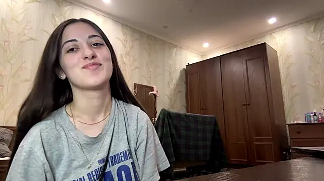 AngeleMooreland stripchat live cam model