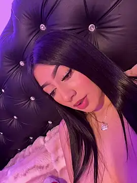 KittyRous stripchat live cam model