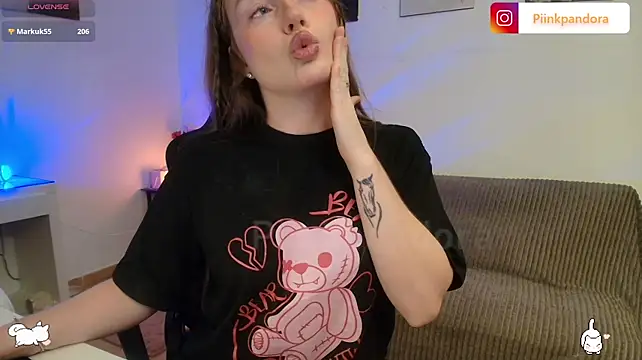 Piinkpandora stripchat live cam model