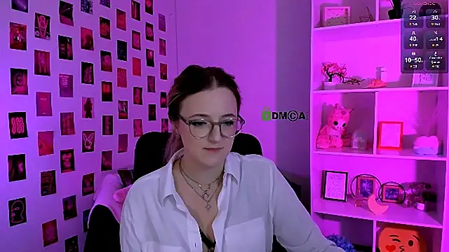 luna_berryy stripchat live cam model