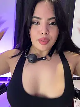 Ari_coleman stripchat live cam model