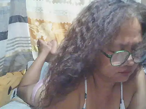 coconut_flower76 stripchat live cam model