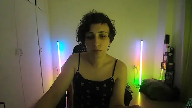 HoneyValentine stripchat live cam model
