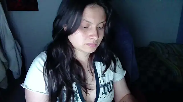 yessica_gomez01 stripchat live cam model