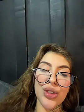 miiabellovic stripchat live cam model