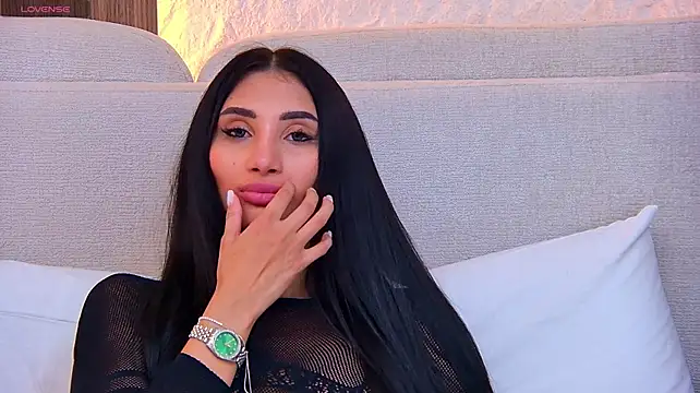 VanessaMoonn stripchat live cam model