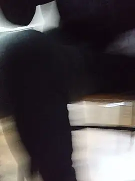 kcetelindo20cm stripchat live cam model