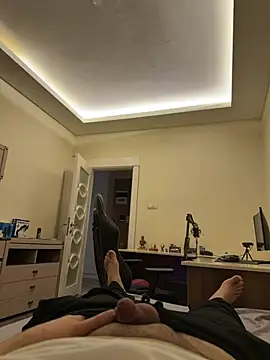 31cektirenbatuu stripchat live cam model