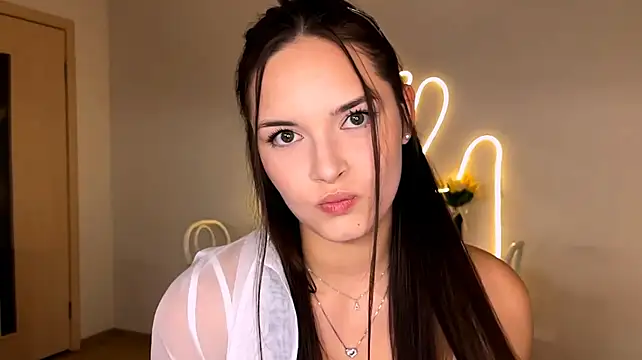 ScattyNoon stripchat live cam model