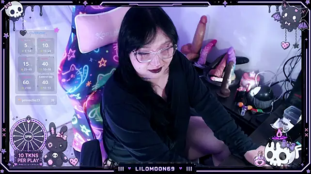 LiloMoon69 stripchat live cam model
